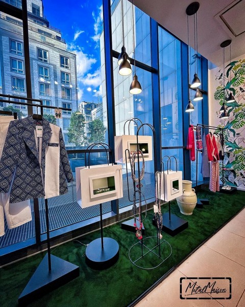 Abrisham Gallery 2022 main image